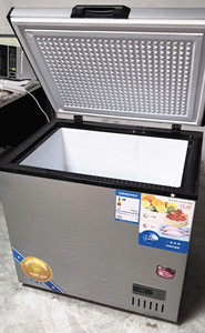 Petit congélateur commercial pour équipement de restauration - Congélateur coffre Équipement de réfrigération pour supermarché et cuisine - Product Image 4