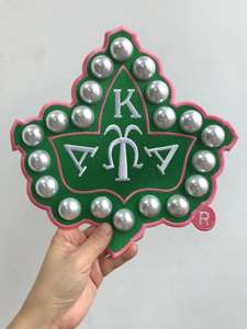 特注手作り3D真珠アイビーシールド刺繍パッチに縫い付けられた鉄にパッチソロリティピンクとグリーンダイパッチジャケット帽子用 - Product Image 2