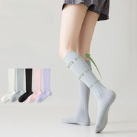 Chaussettes de sport tendance pour femmes, chaussettes de compression sans couture pour le mollet, chaussettes de yoga, chaussettes de tennis hautes, chaussettes de sport avec logo personnalisé