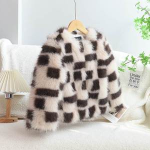 Abrigo de Piel Sintética para Niñas, Manga Larga, Estilo Macaron, Cálido para Invierno, Venta al Por Mayor, OEM - Product Image 3