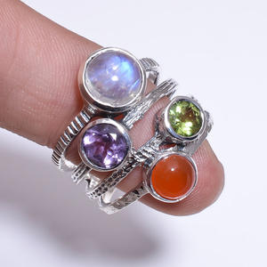 พลอยโกเมนธรรมชาติ925แหวนเงินสเตอร์ลิงทำด้วยมือเครื่องประดับเงินชั้นดีสำหรับงานแต่งงานส่งออกโดยผู้เชี่ยวชาญ - Product Image 2