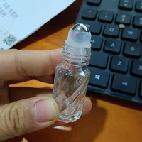 Bouteilles Doterra en verre transparent 10ml 5ml, flacons d'huile essentielle de Test d'échantillon avec bouchon doré à bille roulante