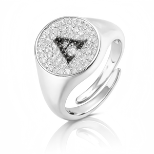 Anello Personalizzato in Ottone con Iniziale dalla A alla Z, Zirconi Placcati Oro, Anello Sigillo Personalizzato Impermeabile Ipoallergenico, Regalo per Donne - Product Image 2