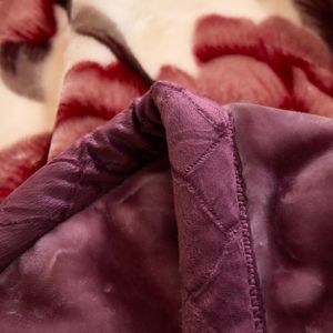 بطانية سميكة مزدوجة ناعمة للسرير والأريكة بوزن 8 كجم، بطانية راشيل فاخرة دافئة للشتاء بحجم كينج - Product Image 4