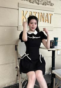 Vestido Casual de Seda Negro de Manga Corta con Corte A y Cintura Natural para Mujer, Estilo Peter Pan, Ajuste Delgado, Color Sólido, Lujoso y Personalizado - Product Image 3