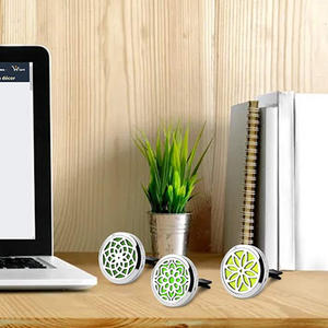 Diffuseur d'aromathérapie pour grille d'aération de <span class=keywords><strong>voiture</strong></span> 30 mm, médaillon en acier inoxydable avec coussinets en feutre, désodorisant de <span class=keywords><strong>voiture</strong></span>, cadeau pour femmes et hommes - Product Image 5