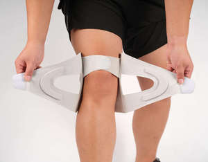 Genouillères de compression réglables pour femmes et hommes avec design respirant et antidérapant, genouillères de sport en nylon de haute qualité pour la course à pied - Product Image 5