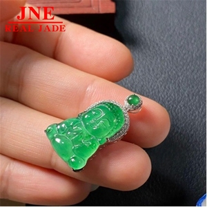 Bijoux en jade naturel de qualité A, couleurs originales, sculpture exquise, vert Manyang, super mignon petit <span class=keywords><strong>Bouddha</strong></span>, incrusté 18 carats avec certificat - Product Image 4