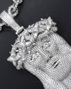 Colgante Hip Hop con Diamante Moissanite, Piedra Central Brillante, Joyería de Diseño Elegante con Acabado Helado a un Precio Accesible - Product Image 6