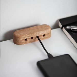 Organisateur de câbles magnétique pour bureau, accessoire technologique fait à la main, gestion des câbles de bureau, support de câbles - Product Image 1
