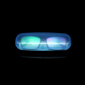 YT8037 vente en gros nouveau <span class=keywords><strong>Design</strong></span> étui à lunettes en plastique pour cadre optique élégant étui à lunettes et sac - Product Image 2