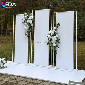 Arche de mariage en métal LEDA pour décoration extérieure de jardin, parc ou événementiel - Product Image 2