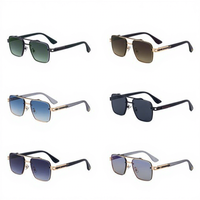 Lunettes de soleil carrées classiques progressives à monture fine dorée pour hommes, branches noires, double pont, protection UV400, pour extérieur et usage décontracté