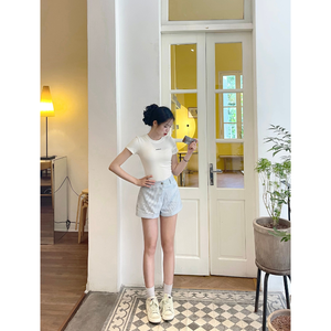 Shorts de course pour femmes de haute qualité, séchage rapide, taille élastique, service OEM, usine de fourniture au Vietnam, qualité supérieure - Product Image 4