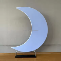 Rideaux de luxe en cristal et perles avec design d'arche de couverture lunaire en alliage d'aluminium acrylique pour les décorations de plafond de mariage, d'événements et de fêtes