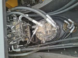 รถขุดมือสอง Volvo EC300 ขนาด 30 ตัน ระบบไฮดรอลิก คุณภาพสูง ชั่วโมงการทำงานต่ำ เหมาะสำหรับงานขุด พร้อมใบรับรอง CE - Product Image 3