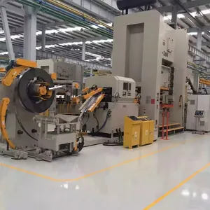 Alimentador automático Decoiler Maquinaria de enderezamiento de metal CNC 3 en 1 Servo alimentador para máquinas de estampado