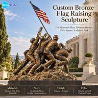 Sculpture patriotique en bronze d'un groupe levant le drapeau, moulée à la cire perdue, art commémoratif personnalisé pour musée, place publique, espace civic