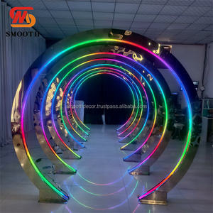 Support de fond rectangulaire en métal pour photographie avec miroir tunnel LED lisse, lumière RGB personnalisable en taille et couleur pour la décoration de mariage - Product Image 6