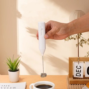 Espumador de Leche Eléctrico Tipo C, Espumador de Leche Portátil Recargable por USB, Espumador de Café para Latte Art, Cappuccino y Bebidas Calientes - Product Image 5