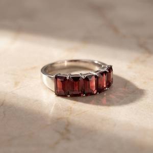 Anillo de Eternidad Xinfly de Oro Sólido de 18K con Granate Corte Esmeralda AU750 3.80ctw, Gema Roja, Joyería Fina para Aniversario - Product Image 2