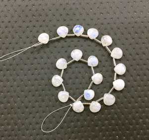 18 Pieces Natural Rainbow Moonstone Smooth <b>Heart</b> Shape Gemstone Briolette Blue Fire Beads Wholesale <b>Top</b> Quality - Product Image 5