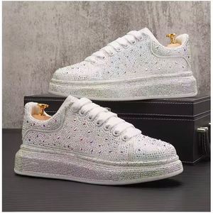 Chaussures décontractées pour hommes printemps-été, noires, tendance mode outdoor, à semelle épaisse antidérapante, style marche robuste - Product Image 5