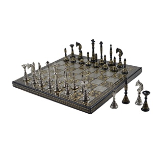 Trò Chơi Cờ Vua Thiết Kế Bằng Gỗ Và Kim Loại Mạ Bạc Hoàn Thiện Trang Trí Nội Thất Bộ Đồ Ăn Thiết Kế Cổ Điển Bảng Gỗ Thiết Kế Trò Chơi Cờ Vua - Product Image 2