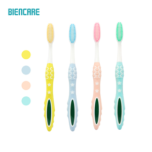 <span class=keywords><strong>Cepillo</strong></span> <span class=keywords><strong>de</strong></span> <span class=keywords><strong>Dientes</strong></span> Manual Económico <span class=keywords><strong>de</strong></span> Lujo Bien para Adultos, Cerdas Suaves <span class=keywords><strong>de</strong></span> Nailon, Agarre Cómodo, Tamaño <span class=keywords><strong>de</strong></span> Muestra, 19 Pulgadas, para Uso en Casa y Viajes - Product Image 1