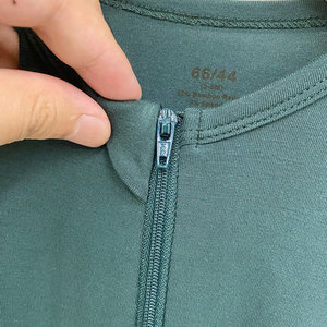 Tutina per Neonati in Tessuto di Bambù Personalizzata all'Ingrosso, Abbigliamento per Bambini in Cotone Biologico con Zip e Maniche Lunghe - Product Image 4