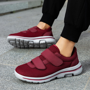 Chaussures de marche pour femmes à largeur étendue, en maille respirante, à bout rond, semelle EVA, sportives, toutes saisons, à enfiler, confortables pour personnes âgées - Product Image 4