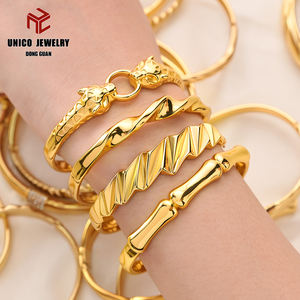 צמיד יוניסקס וינטג' טרנדי מצופה זהב 18 קראט מפלדת אל-חלד מלוטשת עם קריסטל ריינסטון לאירועי חתונה ומסיבות - Product Image 4