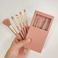 Pinceaux de maquillage 5pcs pinceaux de maquillage personnalisés à manche rose kits de pinceaux de maquillage professionnels doux et pratiques avec miroir