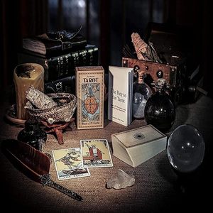 Jeu de cartes de tarot Oracle personnalisé avec impression d'usine, dorure à chaud, bords dorés de haute qualité et boîte magnétique - Product Image 2