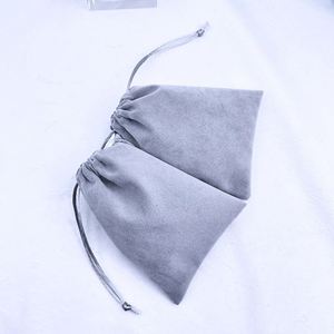 Bolsa de Terciopelo con Cordón y Logotipo Personalizado, Impresa, de Lujo, para Empaque de Regalos y Almacenamiento de Joyería - Product Image 2