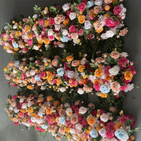 Rangée de centre de table à fleurs personnalisable Arrangement rose vif de fleurs jaune orange Bande de mousse de mariage pour mariage