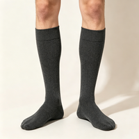 Chaussettes de Costume en Laine Mérinos Personnalisables avec Logo, Chaussettes Habillées de Luxe Montantes Thermiques Anti-Odeur pour Hommes, Idéales pour le Costume (Vente en Gros)