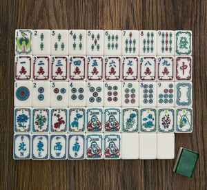 High-end Four-layer Custom <b>Mahjong</b> <b>Set</b> Emerald Gemstone <b>Mahjong</b> Tiles 160-tile American <b>Mahjong</b> <b>Set</b> Suitable for Gifting - Product Image 1