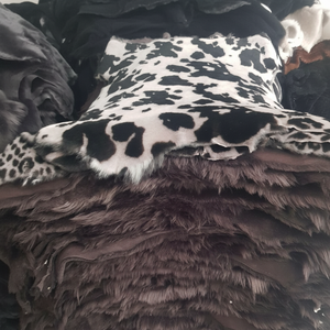 Piel de Oveja Cruda de Doble Cara de España para Prendas y Decoración - Product Image 1