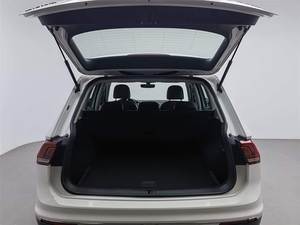 2017 Volkswagen <span class=keywords><strong>Tiguan</strong></span> L 330TSI voiture automatique d'<span class=keywords><strong>occasion</strong></span> bon marché véhicule d'<span class=keywords><strong>occasion</strong></span> sièges en cuir galerie de toit en métal FWD Drive - Product Image 6