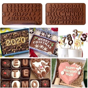 Moldes <span class=keywords><strong>de</strong></span> Chocolate Transfronterizos: Serie <span class=keywords><strong>de</strong></span> Botones, Insectos, Corazones, Animales, Letras Inglesas, Números, Amor - 15/8/<span class=keywords><strong>24</strong></span> Piezas - Product Image 4