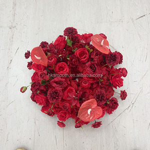 Décoration de scène de mariage élégante : Grand bouquet floral rouge pour allée centrale au sol - Product Image 3