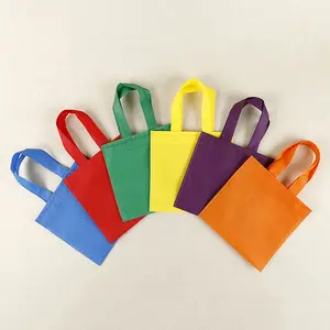 Benutzer definierte neue wieder verwendbare Tasche einfarbige nicht gewebte Boutique-Einkaufstaschen mit Logo