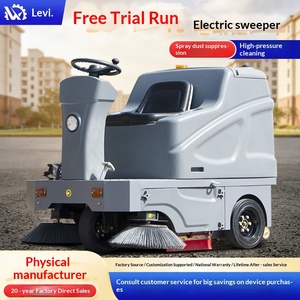 Camion aspirateur industriel pour le transport sur route en zone touristique, atelier d'usine de batteries de voiture - Product Image 1