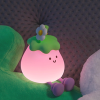 Lampe de nuit LED en silicone en forme de légume de dessin animé, aubergine Kawaii au design moderne, lampe LED rechargeable pour chambre d'enfant, lampe mignonne