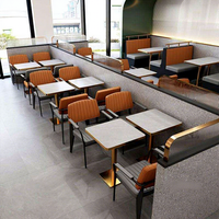Ensemble de mobilier de restaurant avec banquettes, pieds en bois de haute qualité et sièges en cuir pour la restauration en plein air, les hôtels et les parcs