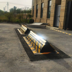 Barriera Elettrica Ribaltabile, Macchina per Recinzioni Stradali Personalizzabile, Barriera Anti-collisione per Veicoli - Product Image 1