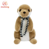 Boneka Mewah Meerkat 23Cm dengan Syal Rajutan Dapat Dilepas Mainan Hewan Realistis Dekorasi Rumah Hadiah Ulang Tahun Pendamping Anak-anak