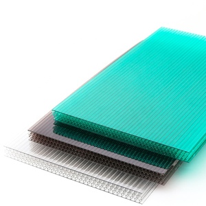 Panneau de toiture en <span class=keywords><strong>polycarbonate</strong></span> <span class=keywords><strong>alvéolaire</strong></span> transparent haute résistance 8 mm <span class=keywords><strong>pour</strong></span> usage hôtelier - Product Image 1