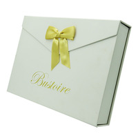 Boîte d'emballage rigide sur mesure pour sous-vêtements de luxe, dorure à chaud, papier couché noir uni, revêtement UV, gaufrage, pelliculage mat